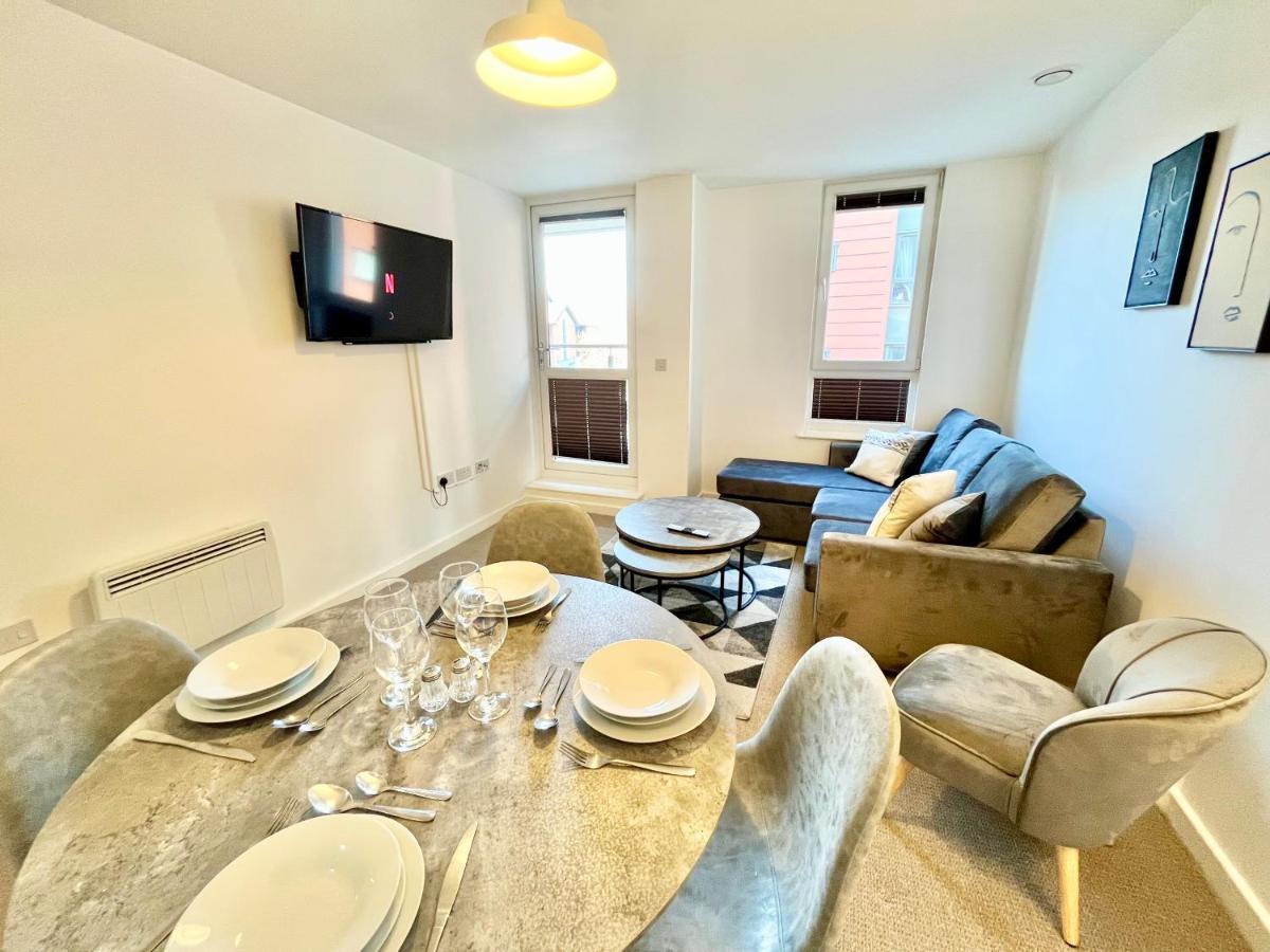 2 Bedroom, 2 Bathroom Modern Apartment Close To Ocean Village, Free Parking, Single Or Double Beds Southampton Extérieur photo